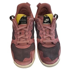 Woman’s Nike Air MA2
